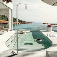 Colonne de douche extérieure en acier inoxydable SUS316 de luxe Foshan HANC pour piscine, plage et jardin