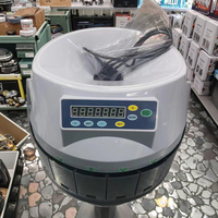 La machine de comptage et de tri de pièces C560 trie efficacement les devises comme USD EUR RON SGD PLN KRW UYU COP ARS