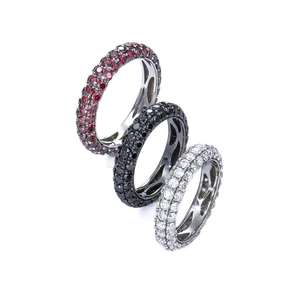 แหวนเพชรโมอิสซาไนต์ทรง Eternity สีแดง ดำ ขาว แบบ Crushed Ice ประดับเพชร 925 คุณภาพสูง ดีไซน์ฮิปฮอปสุดหรู พร้อมใบรับรอง - Product Image 1