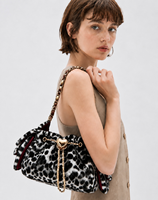 Nouveau sac à main convertible en chaîne avec fermoir cœur en peluche douce et moelleuse, avec garniture en cuir PU pour femme