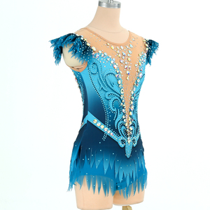 Художественная спортивная одежда из полиэстера - Product Image 2