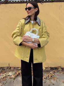 Veste décontractée pour femme, personnalisable, faite main, en laine, coupe-vent, à bouton unique, col rabattu orné de diamants, de fabrication artisanale - Product Image 2