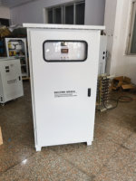 Stabilisateur de tension SVC triphasé 30 kVA à commande servo-moteur en cuivre, modèle TNS 380 V