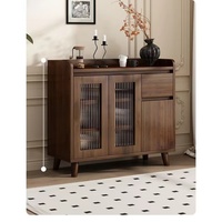 Nouveau buffet de salle à manger moderne en bois massif durable avec portes à lattes pour l'organisation de la vaisselle