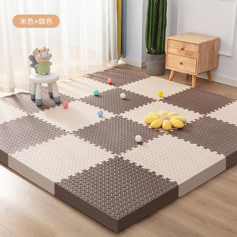 สีเบจและสีน้ำตาล