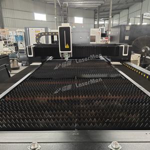 Machine de découpe laser multifonctionnelle LaserMen-1325CF à fibres optiques et laser CO2 pour la découpe du bois, de l'acrylique, de l'acier et de l'aluminium - Product Image 6