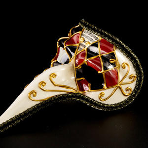 أقنعة كرنفال صغيرة منحوتة على الطراز الفينيسي القديم ذات أنف طويل لحفلات الماردي غرا وديكور الجدران - Product Image 2