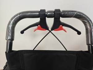 Sedia a rotelle manuale pieghevole leggera facile da trasportare per viaggi in aereo e uso quotidiano - Product Image 5