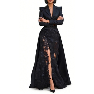 Robe de soirée noire en satin pour femme - Robe longue formelle à fente haute et dentelle - Mode - Product Image 3