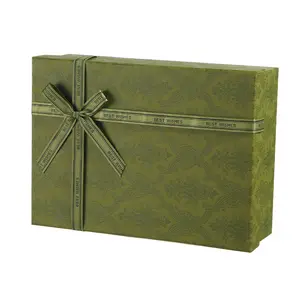 カスタムサイズとデザインサプライズツーピースの蓋とベースの蝶ネクタイ段ボールの誕生日プレゼント紙の包装箱