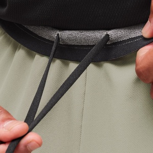 Shorts en gros OEM avec poches zippées Sens du design Motif personnalisé Respirant et léger Shorts décontractés pour hommes - Product Image 6