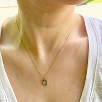Collier plaqué or 18 carats avec pendentif cœur découpé en forme de médaille pour chien, chaîne trombone en acier inoxydable, gravable, cadeau romantique pour femme