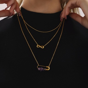 Collier tendance en acier inoxydable avec pendentif épingle de sûreté plaqué or, bijou zircon élégant pour anniversaire - Product Image 2