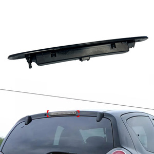 Feu Stop Central LED 12V 3W LY323 pour Peugeot 107 et Citroën C1 – Feu d'Avertissement - Product Image 2