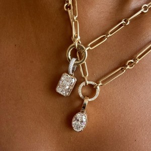 Collana con Ciondolo Minimalista a Cubo di Zucchero con Zirconi, Gioiello Elettroplaccato in Rame Bambù di Lusso Leggero e Versatile - Product Image 4