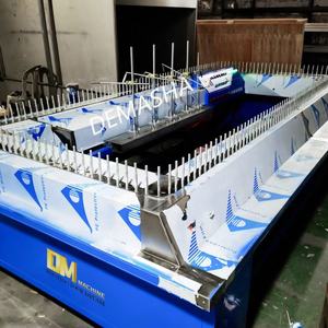 Línea de recubrimiento de botellas DM, máquina de recubrimiento de vidrio de perfume, máquina de pintura en aerosol automática de color para plástico - Product Image 5