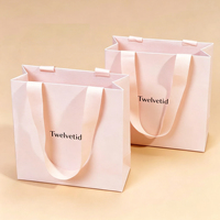 Sacs en papier cartonnés personnalisés avec logo imprimé, sacs de shopping en papier, emballages de luxe pour vêtements, sacs cadeaux