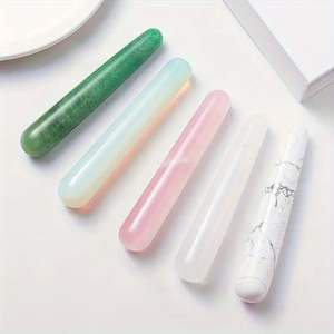 Varita de Cuarzo Rosa Natural para Yoni, Cristal Curativo a Granel, Palo de Masaje para Raspado, Varitas de Cristal Yoni Reafirmantes para Mujeres - Product Image 1