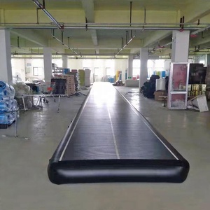 Pista di aria gonfiabile della stuoia dell'artista marziale di acrobatica di ginnastica dell'attrezzatura della palestra di caduta della pista di aria nera 26M da vendere - Product Image 2