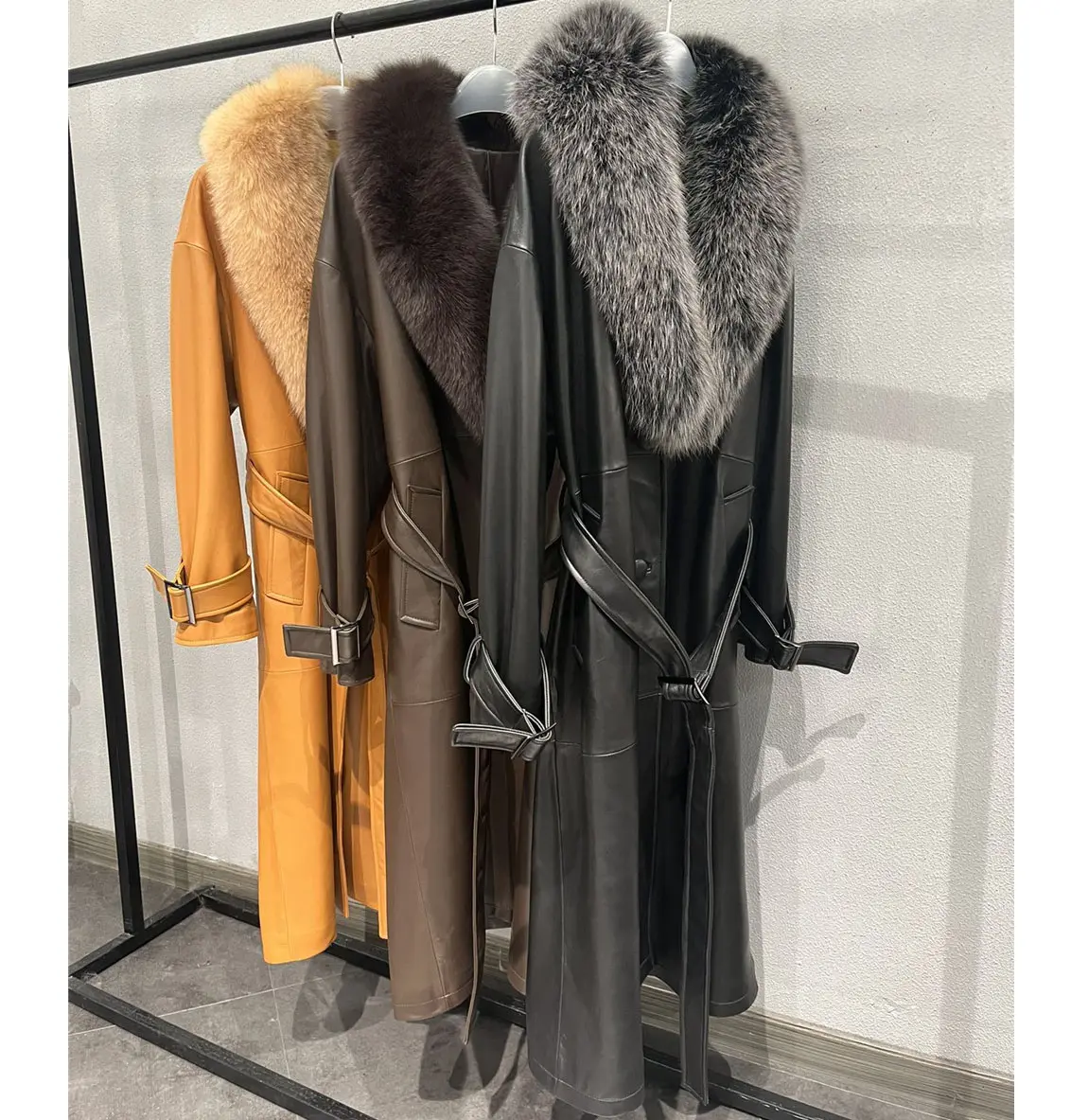 Chic women dressy winter solid color genuine sheepskin leather overcoat hand-stitched swing coat with luxury fox fur collar