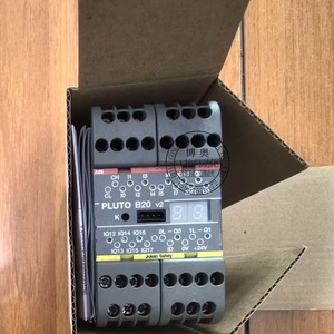 Relé de Seguridad Jokab Safety Pluto B20 V2, 24V DC, Salida de Relé de 10A, Electromecánico - Product Image 1