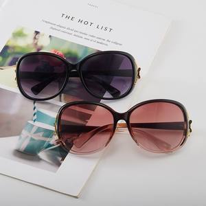 Designer Women's Purple <b>Rectangle</b> for Luxurious Sunglasses Large Oversized Full Rim Vintage PC <b>Mirror</b> Lenses % UV Protection - Product Image 3