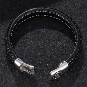 Nouveau Graver Logo Bracelet En Cuir <span class=keywords><strong>Noir</strong></span> pour Hommes Punk Tressé Corde En Acier Nouveau Bouton Mâle <span class=keywords><strong>Marin</strong></span> Bracelet Bijoux Cadeau D'anniversaire - Product Image 2