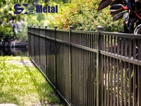 Portail de ferme extérieur personnalisé en aluminium, clôture de sécurité avec finition thermolaquée, utilisation sur chantier, service de modélisation 3D, maison et jardin