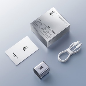 Cargador Rápido Red Magic Deuterium Energy Block 45W mini GaN PD, Plegable y Portátil, Diseño Transparente, Control de Temperatura por IA - Product Image 5