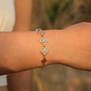 Xing Yu yüksek kalite Vintage stil 18K altın kaplama dört yapraklı yonca zincir bağlantı bilezik lüks pirinç geometrik sahip - Product Image 3