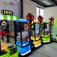 Mesin Gachapon dioperasikan koin keluaran baru 2024 grosir figur Mini mainan karakter Anime kapsul Gashapon mesin Game penjual otomatis
