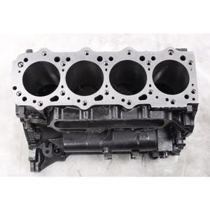 Bloc-cylindres de moteur d'excavatrice HongWang Mitsubishi 4M40 en matériau haute résistance avec traitement thermique avancé et alésage de précision - Product Image 3