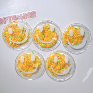 Nouveaux cabochons plats en résine Kawaii Smile Glitter pour embellissements DIY, scrapbooking, fabrication de bijoux, fournisseur d'animaux d'Halloween - Product Image 6
