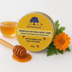 Le soin naturel du corps à la propolis BOTANICAL est un hydratant de qualité supérieure à base de plantes formulé à l'aide de la technologie de la microémulsion de propolis. - Product Image 2