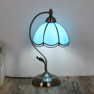 Lámparas de Mesa de Estilo Nórdico Directas de Fábrica, Lámparas Decorativas de Vidrio Creativas Retro Europeas para Dormitorio, Estudio y Hotel - Product Image 3