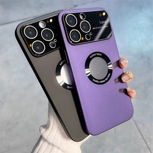 Custodia in vetro di lusso con obiettivo con grande vista per fotocamera custodia opaca con Cover magnetica per <span class=keywords><strong>iPhone</strong></span> 14 15 16 17 Pro Max - Product Image 1