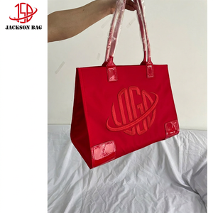 Borse a Mano e Grandi Tote Bag Personalizzabili Theta per Donne, Chiusura con Bottone Logo, Materiale in Nylon, Design Antifurto e Impermeabile - Product Image 3