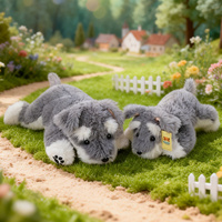 Peluche de chien Schnauzer gris couché OEM ODM, décoration intérieure de voiture, jouet anti-stress et compagnon de sommeil pour les amoureux des animaux, cadeau d'anniversaire