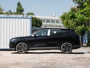 <span class=keywords><strong>Volvo</strong></span> <span class=keywords><strong>XC70</strong></span> Edición 99.º Aniversario 2027, SUV Híbrido Enchufable Core, Vehículo Mediano-Grande, Disponible para Compra al por Mayor - Product Image 2