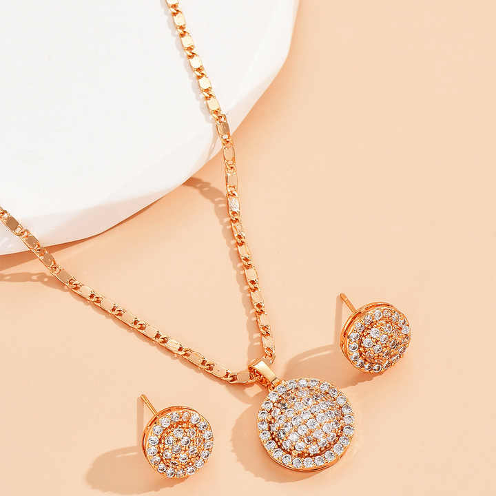 Trending Jewellery 18k Gold Plated Brass clear White Zirconia 