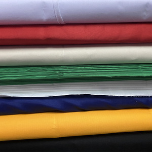 Tela de poliéster 100% imitación algodón al por mayor, 88 cm de ancho, teñida multicolor, para suministros rituales y sacrificios de templos. - Product Image 1