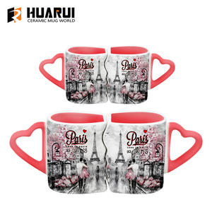 Tasses personnalisées Duo Monuments <span class=keywords><strong>de</strong></span> Paris Face Kiss Couple Tasse à café avec poignée en forme <span class=keywords><strong>de</strong></span> cœur - Product Image 6