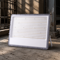 Reflector LED de Aluminio de Alta Luminosidad de 300W, Clasificación IP65, Luz Blanca Cálida para Almacenes y Paisajes OUTLUX E037 EMC LVD CE UKCA