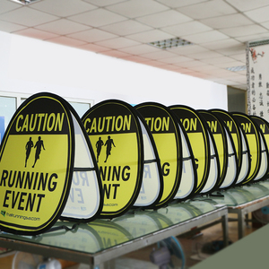 Expositor <span class=keywords><strong>Publicitario</strong></span> para Eventos Deportivos al Aire Libre, Soporte de Exhibición de Pancartas, <span class=keywords><strong>Diseño</strong></span> Vertical Cuadrado, Material de Poliéster Resistente, 4 Clavos para el Suelo - Product Image 2