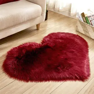 Оптовая продажа, длинный плюшевый ковер из искусственного меха в форме сердца, коврики для гостиной из искусственной овчины, меховые коврики