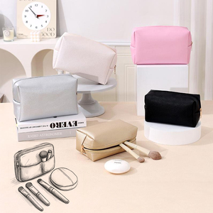 Özel LOGO'lu Büyük Kapasiteli Deri Seyahat Portatif Tuvalet Çantası Güzellik Makyaj Çantası Kozmetik Çantası - Product Image 3