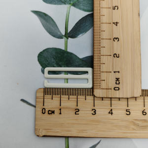 Soutien-gorge sexy pour femme avec impression de logo de haute qualité, orné de bagues en acier, accessoires de lingerie - Product Image 4