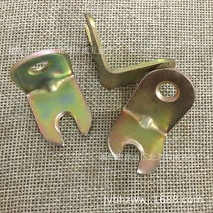 Support d'angle rainuré en fer arc-en-ciel, épaisseur 2 mm, longueur 30 mm, connecteurs de support d'étagère pour quincaillerie de meubles - Product Image 3