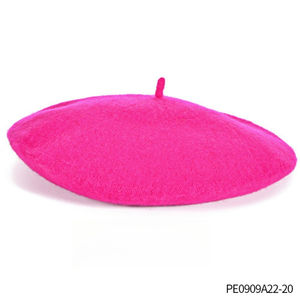 Комплект PESENAR 1950-х годов в цвете «розовая роза» — берет, аксессуары в форме сердца, солнцезащитные очки, шарф, сетчатая юбка - Product Image 5