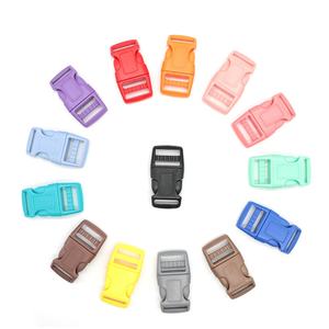 Harnais de chien tactique en <span class=keywords><strong>nylon</strong></span> coloré à motif solide personnalisé avec boucle à dégagement latéral rapide boucle en plastique incurvé recyclé - Product Image 1